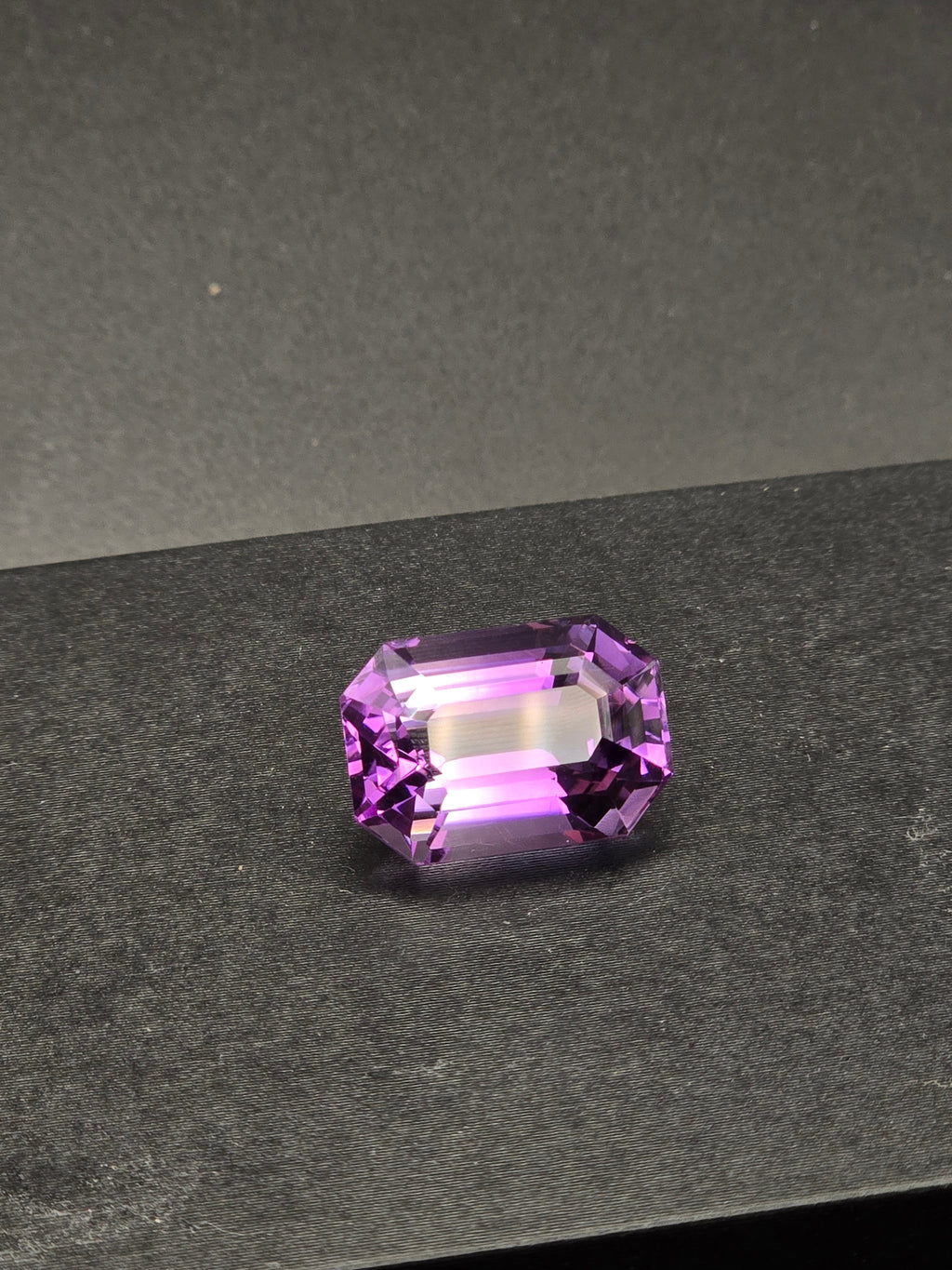 22cts Amethyst | Emerald Cut